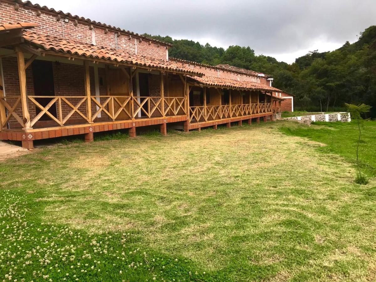 Rancho Campestre Virgen Del Rio Hotel ซากัตลัน ภายนอก รูปภาพ